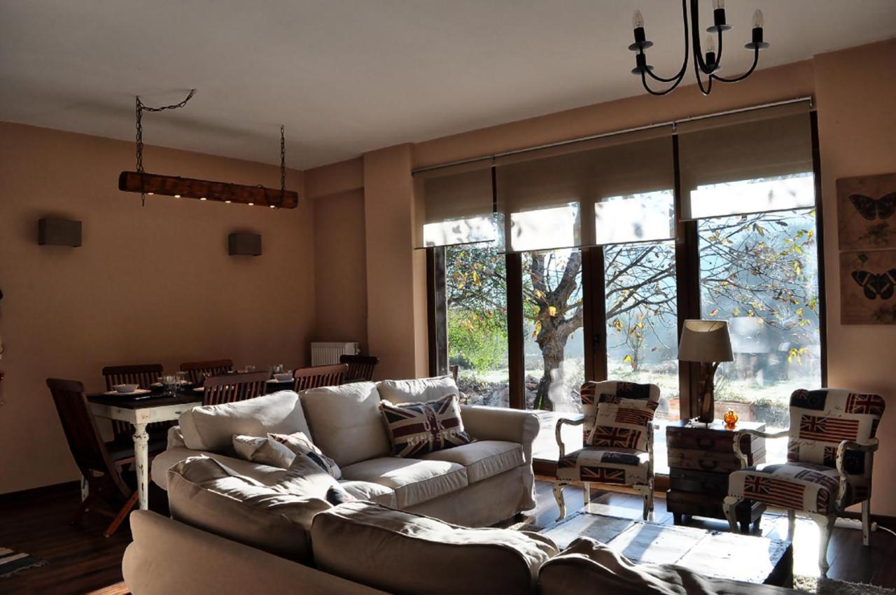 Chalet Coquelicot 卡拉维塔 外观 照片